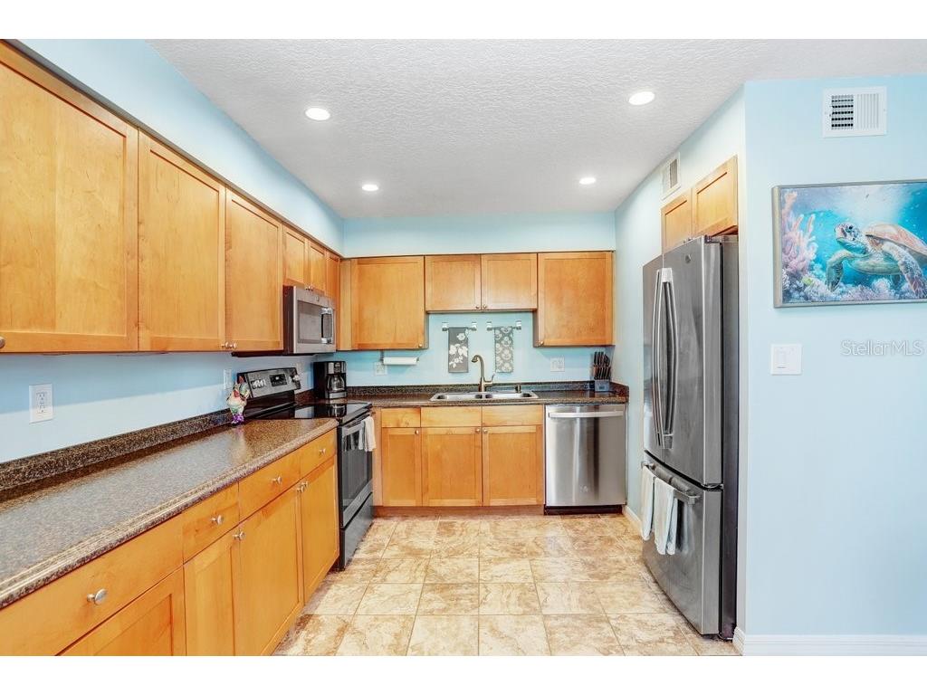 5012 Starfish Drive SE #B Saint Petersburg FL 33705 TB8486049 image8