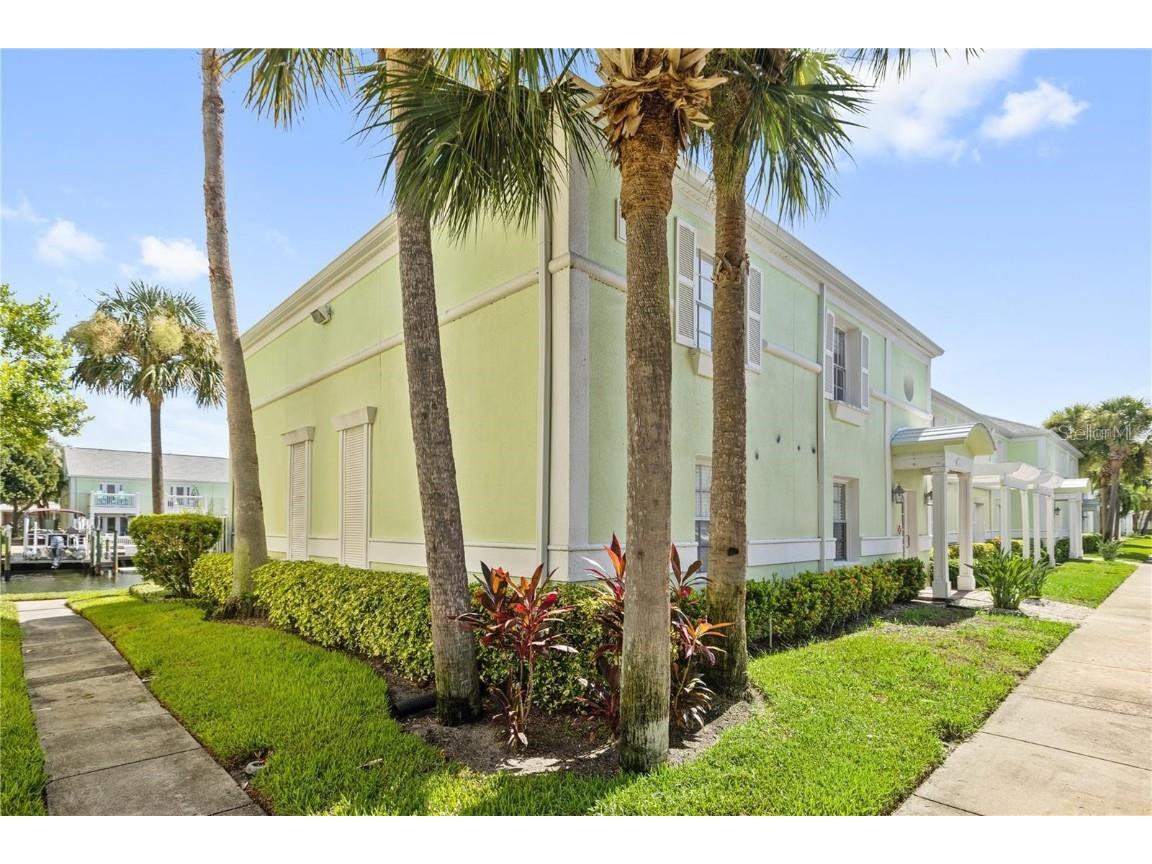5012 Starfish Drive SE #C Saint Petersburg FL 33705 TB8339793 image1