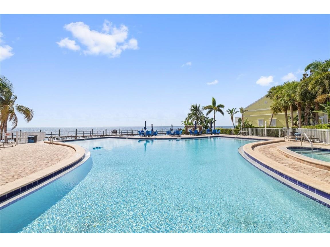 5012 Starfish Drive SE #C Saint Petersburg FL 33705 TB8339793 image26