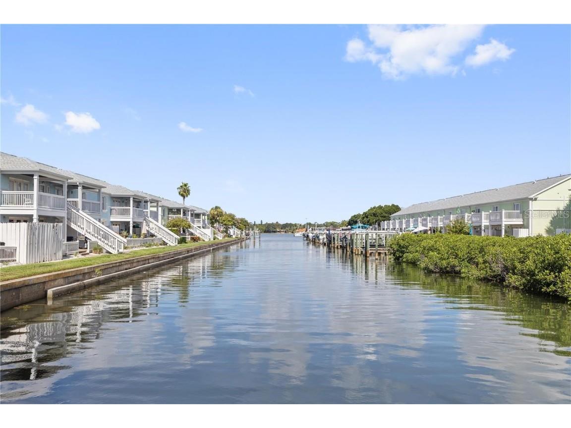 5012 Starfish Drive SE #C Saint Petersburg FL 33705 TB8339793 image3