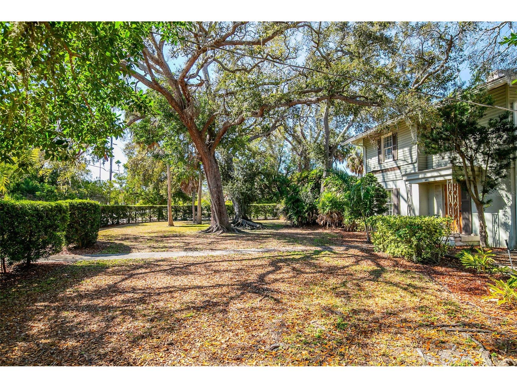 5013 Bay Shore Road Sarasota FL 34234 A4685711 image4