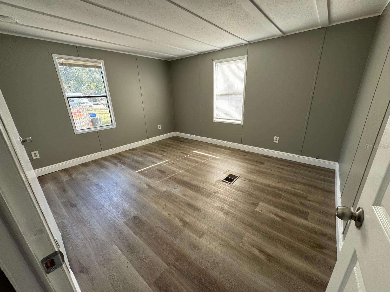 5013 Marc Drive Tampa FL 33619 TB8444321 image12