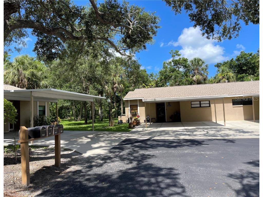 5013 Village Gardens Drive #34 Sarasota FL 34234 A4644843 image1