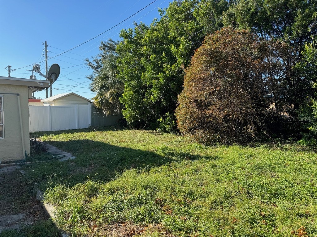 5013 Zodiac Avenue, Holiday, FL, 34690 MLS TB8312289 Edina Realty