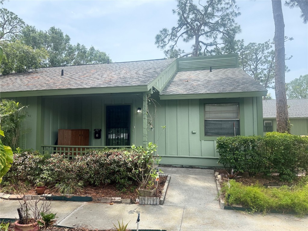 5014 Barrington Circle #2102 Sarasota FL 34234 A4651647 image1