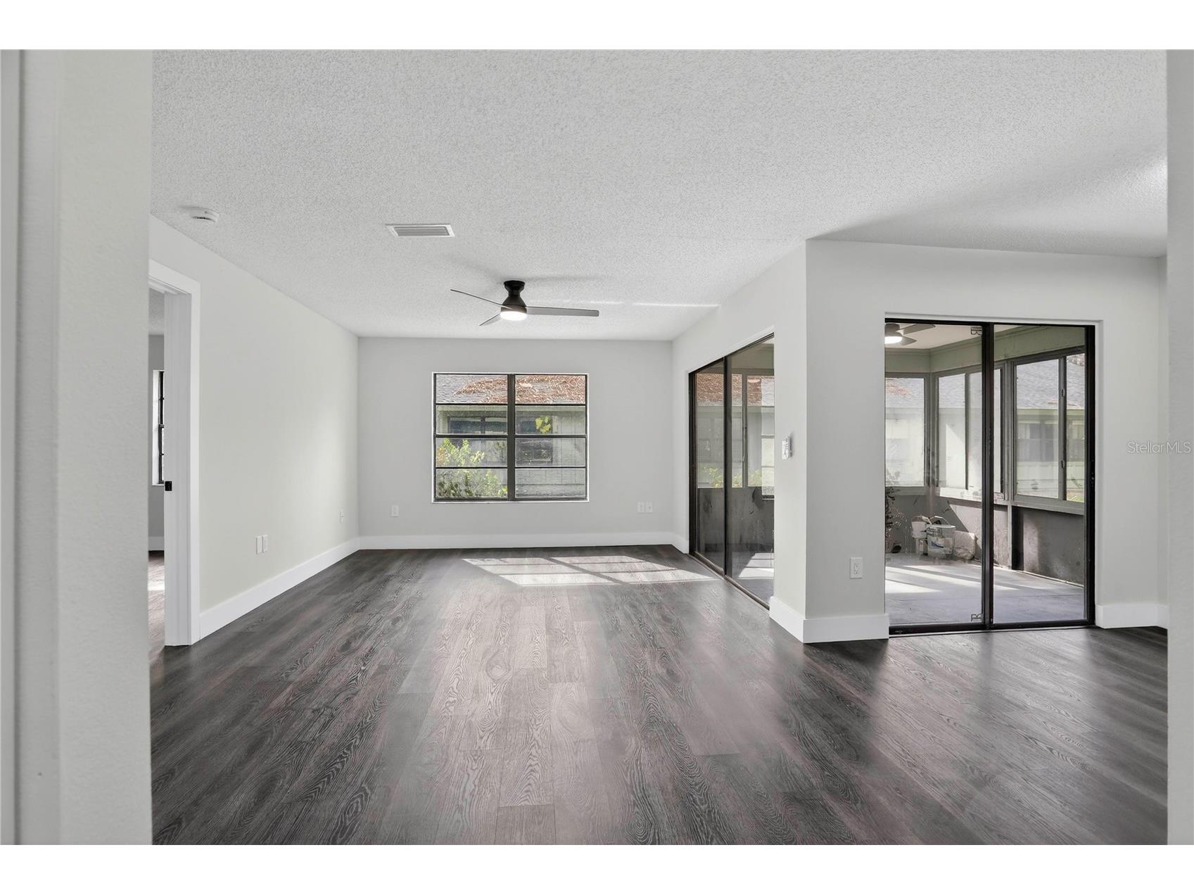 5014 Barrington Circle #2102 Sarasota FL 34234 TB8468599 image10