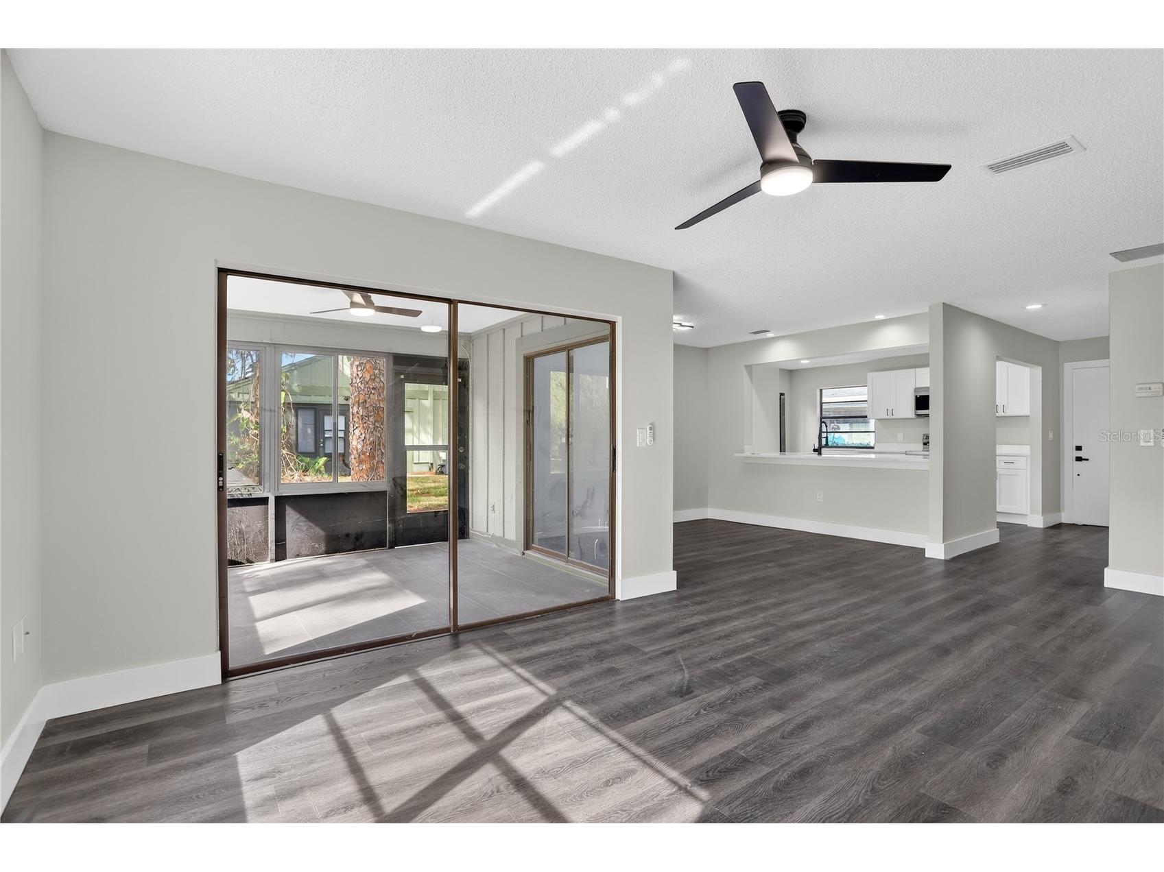 5014 Barrington Circle #2102 Sarasota FL 34234 TB8468599 image13