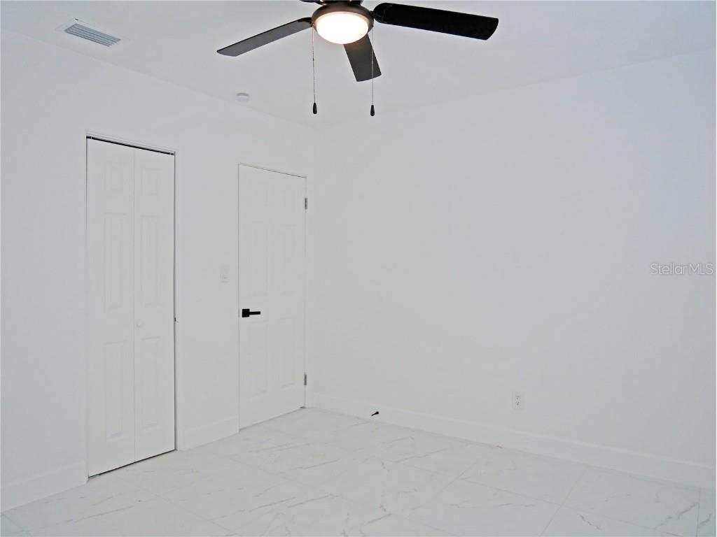 5014 Dr Martin Luther King Jr Street S Saint Petersburg FL 33705 TB8436339 image15