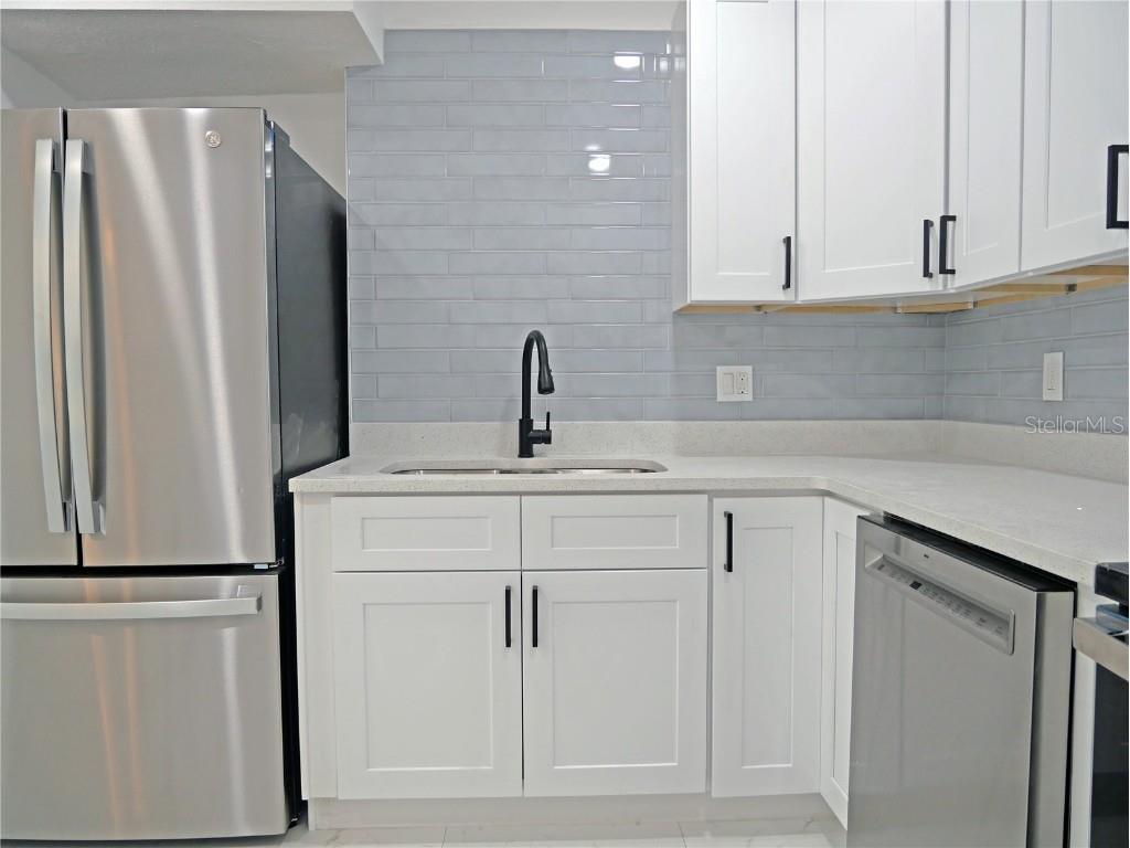5014 Dr Martin Luther King Jr Street S Saint Petersburg FL 33705 TB8436339 image5