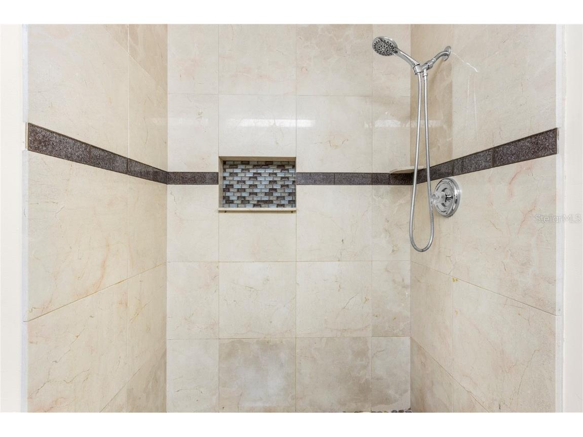 5015 Barrington Circle #201 Sarasota FL 34234 TB8427837 image20