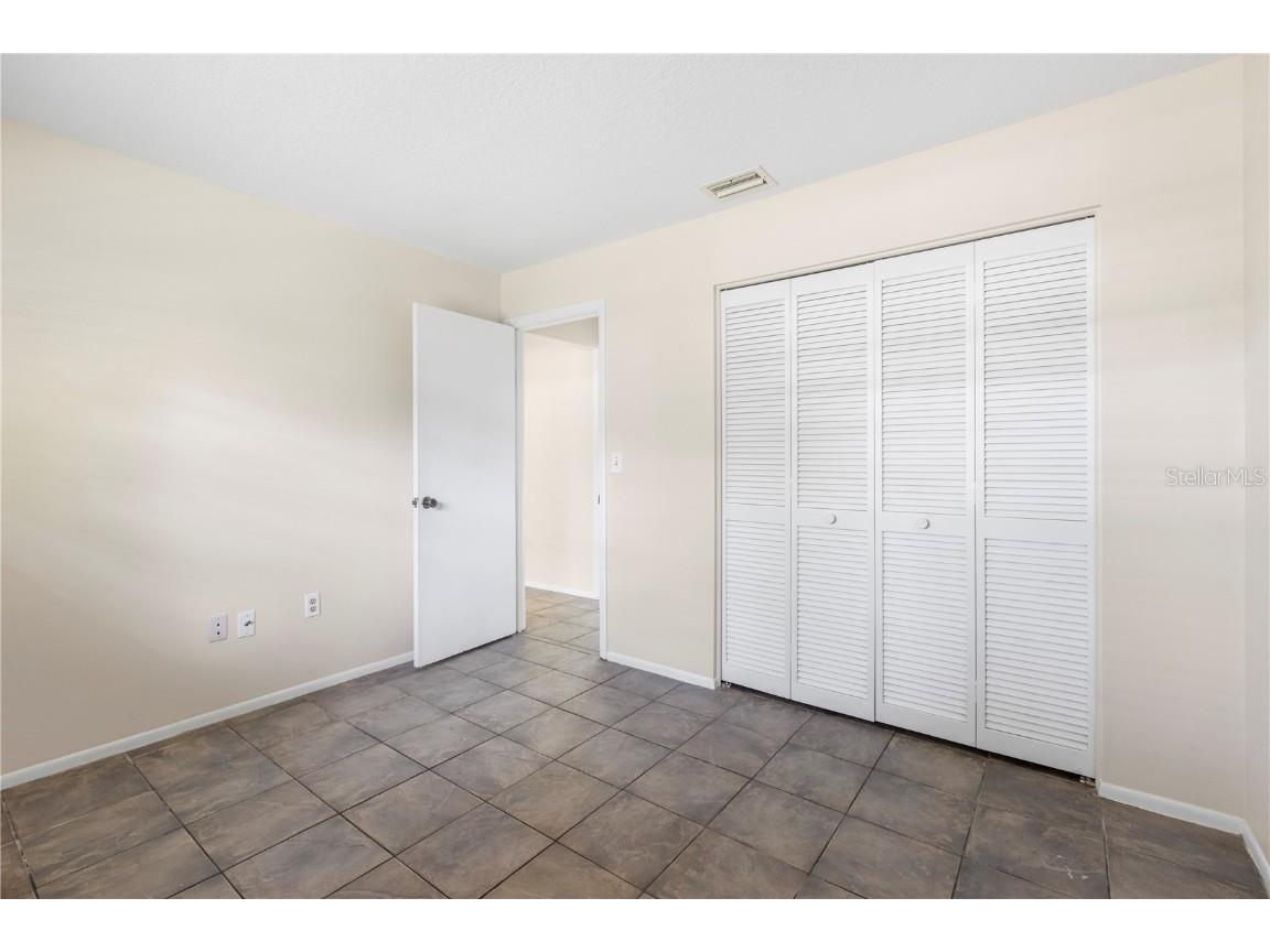 5015 Barrington Circle #201 Sarasota FL 34234 TB8427837 image25