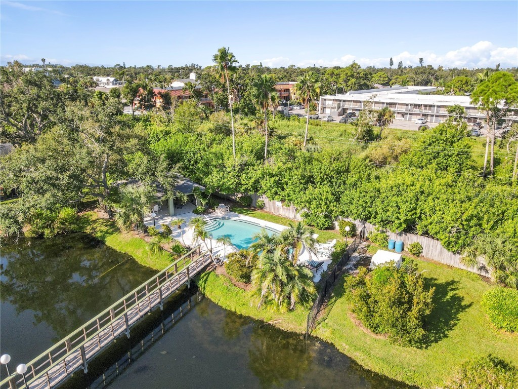 5015 Barrington Circle #201 Sarasota FL 34234 TB8427837 image35