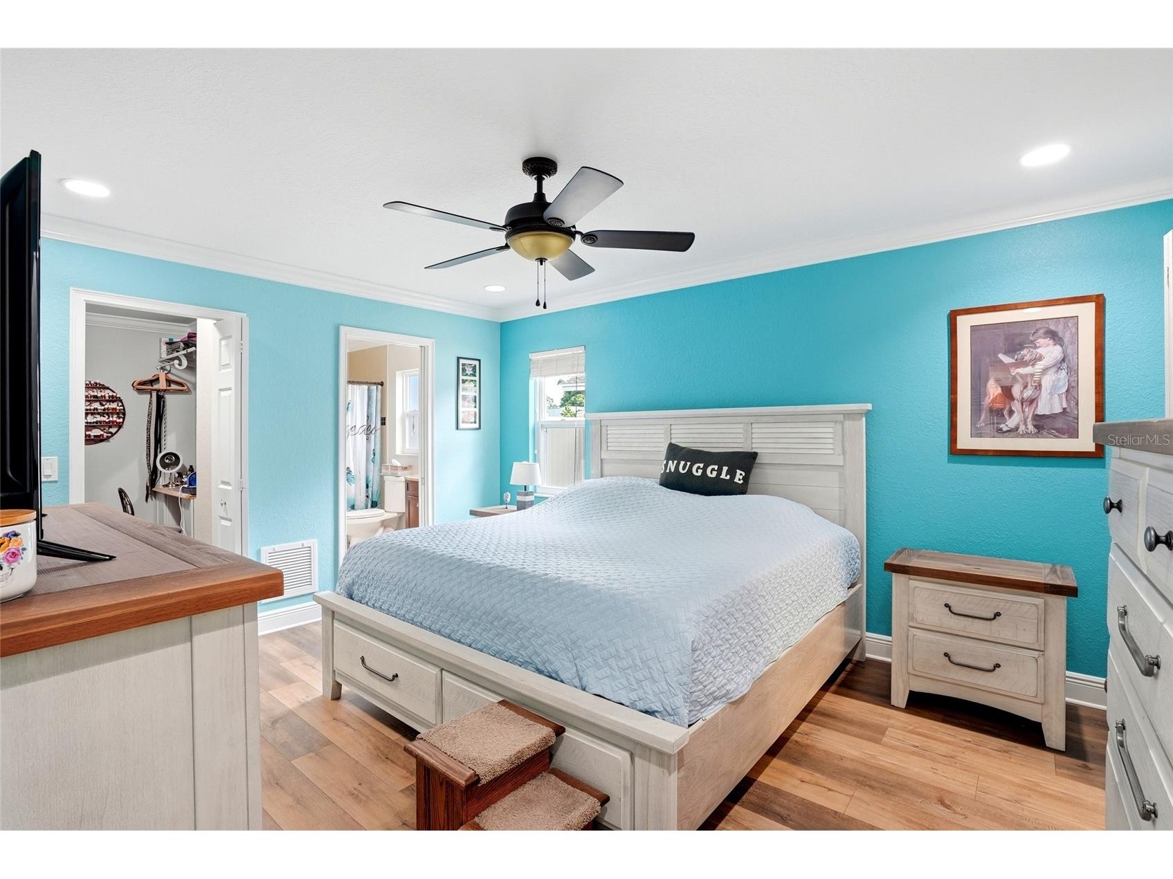 5015 Bridgeport Drive Safety Harbor FL 34695 TB8508567 image17