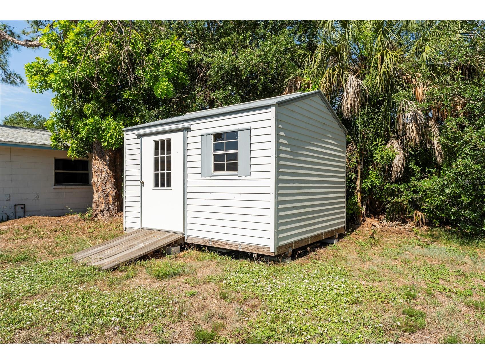 5015 Brookmeade Drive Sarasota FL 34232 N6144658 image23