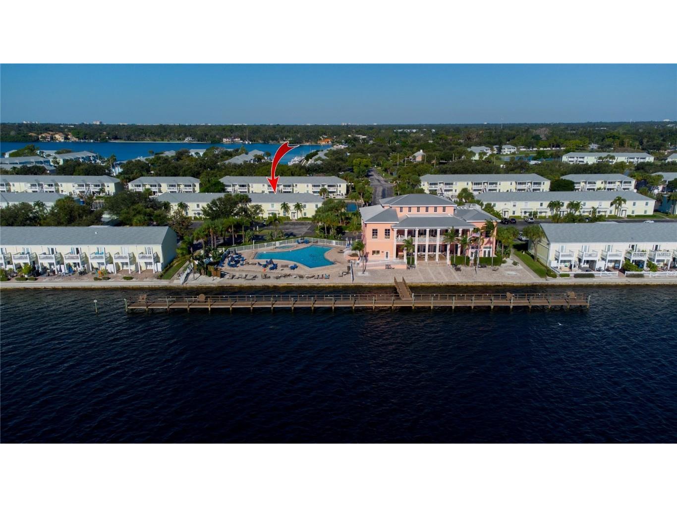 5015 Coquina Key Drive SE #F Saint Petersburg FL 33705 - TAMPA BAY TB8437073 image1