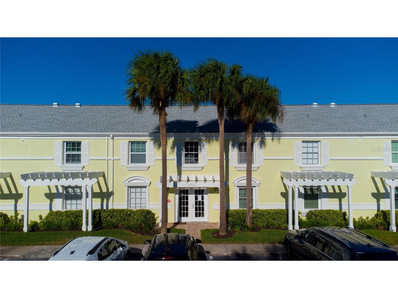 5015 Coquina Key Drive SE #F Saint Petersburg FL 33705 - TAMPA BAY TB8437073 image2