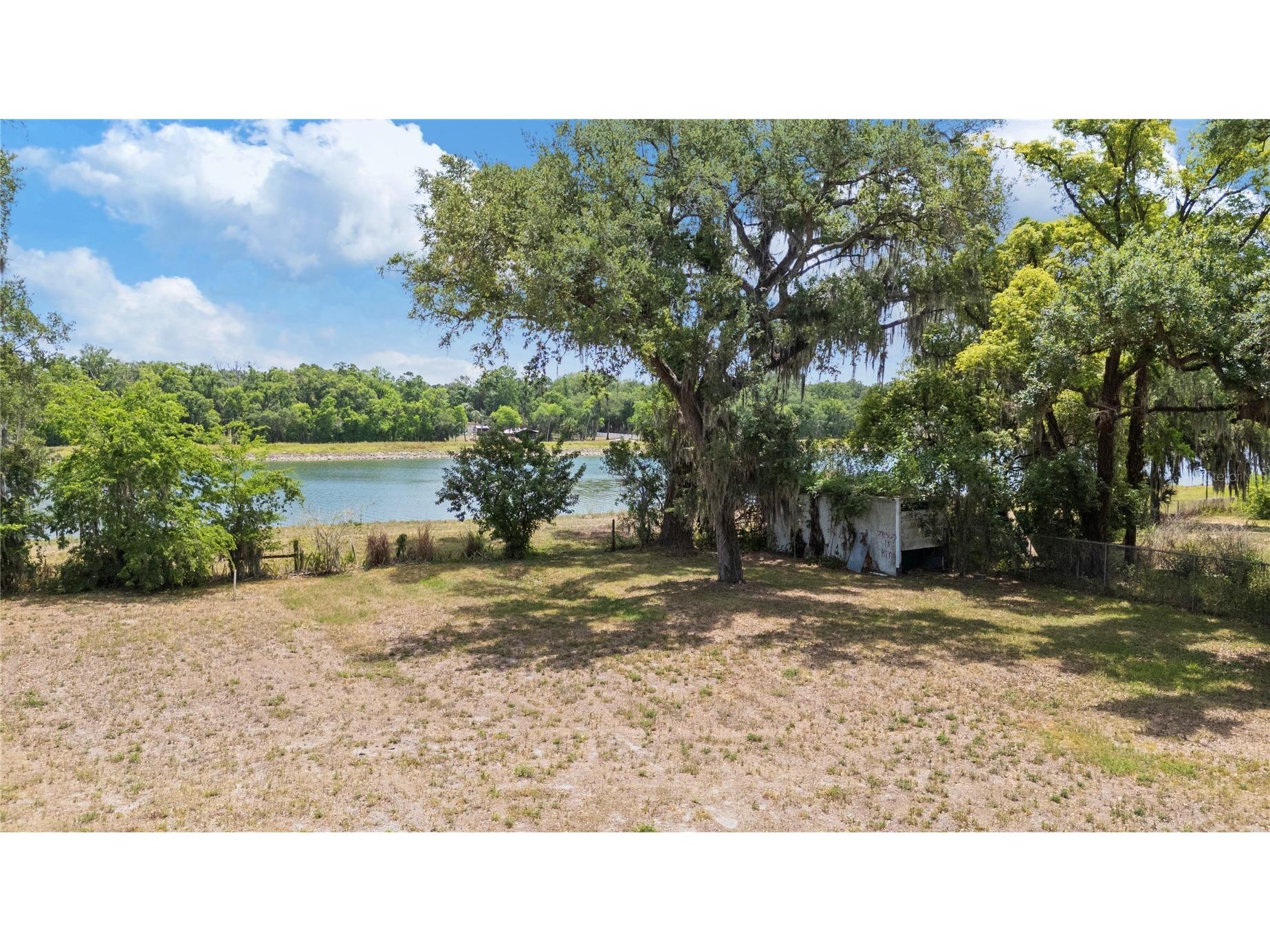 5015 Garden Lane Tampa FL 33610 TB8505369 image16