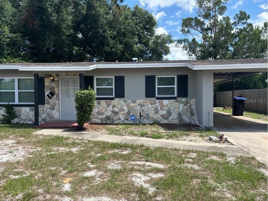 5015 Indialantic Drive Orlando FL 32808 O6215751 image1