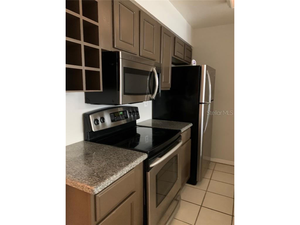 5015 Laguna Bay Circle #92 Kissimmee FL 34746 S5136665 image8