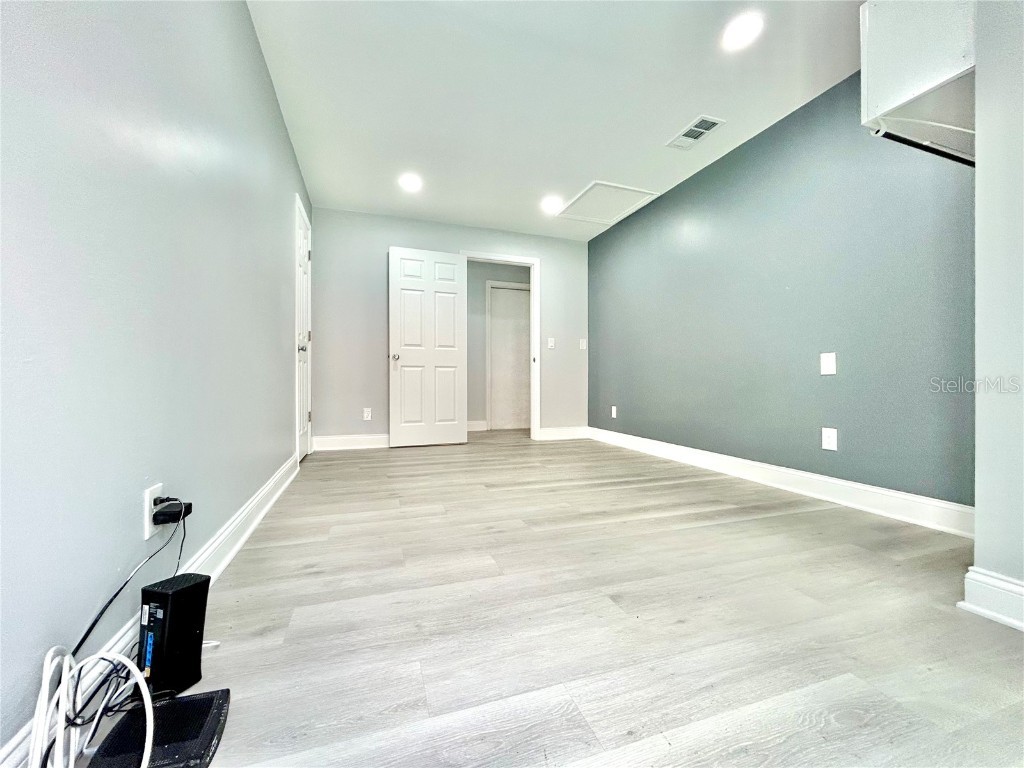 5015 Nassau Circle #4 Orlando FL 32808 O6234905 image21