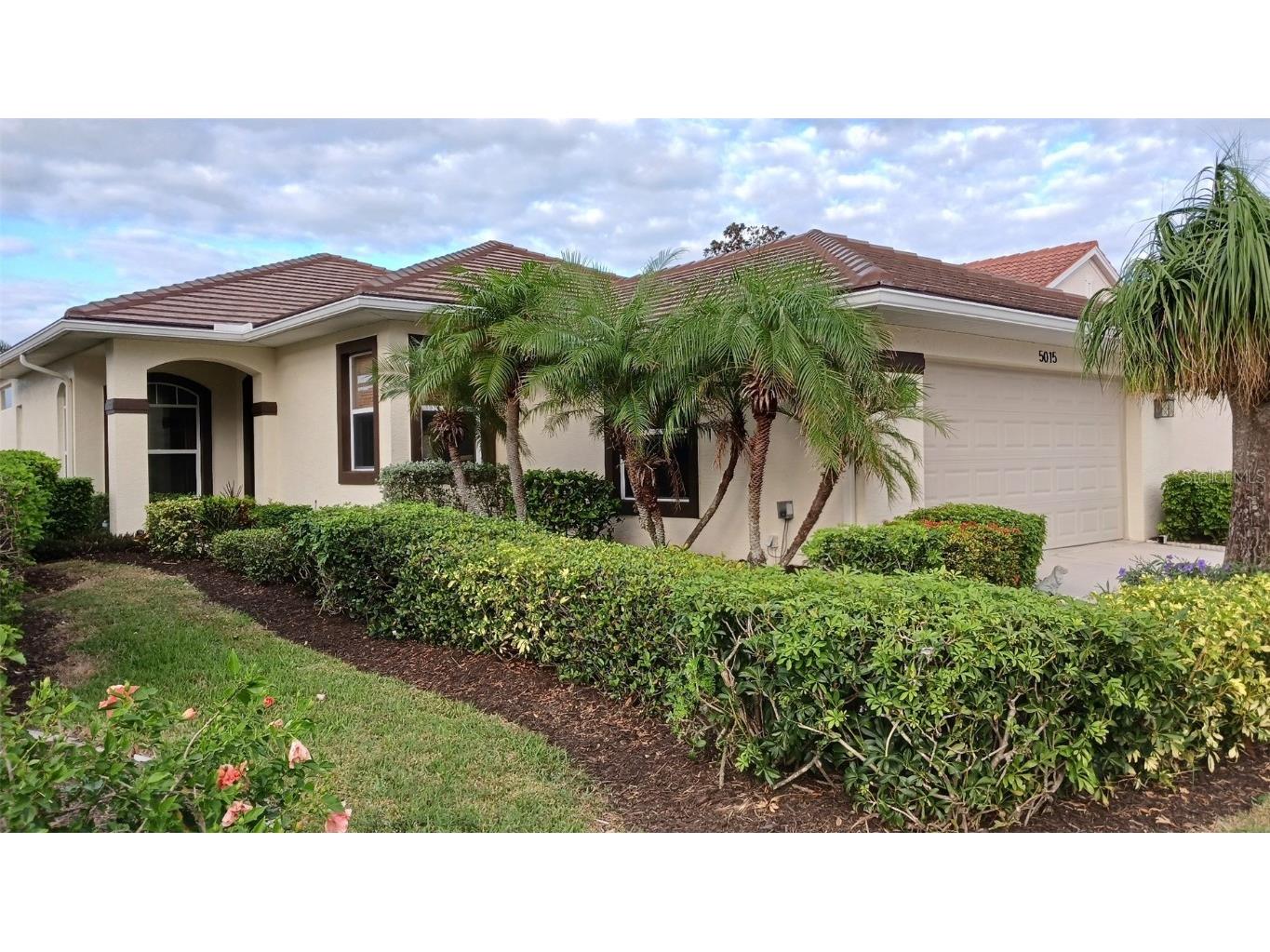 5015 Seagrass Drive Venice FL 34293 D6139677 image1