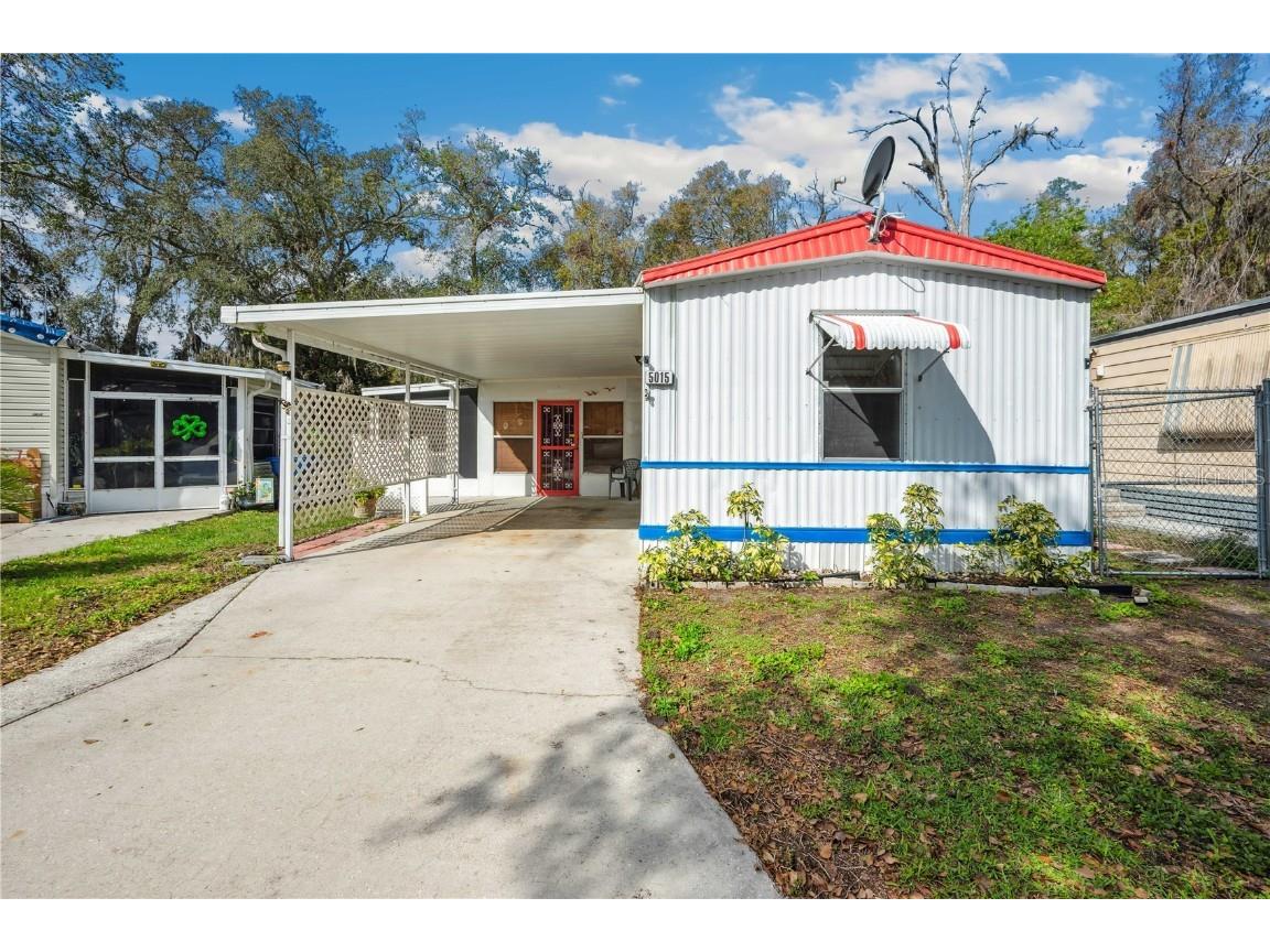 5015 Shirley Circle Zephyrhills FL 33542 TB8437315 image1