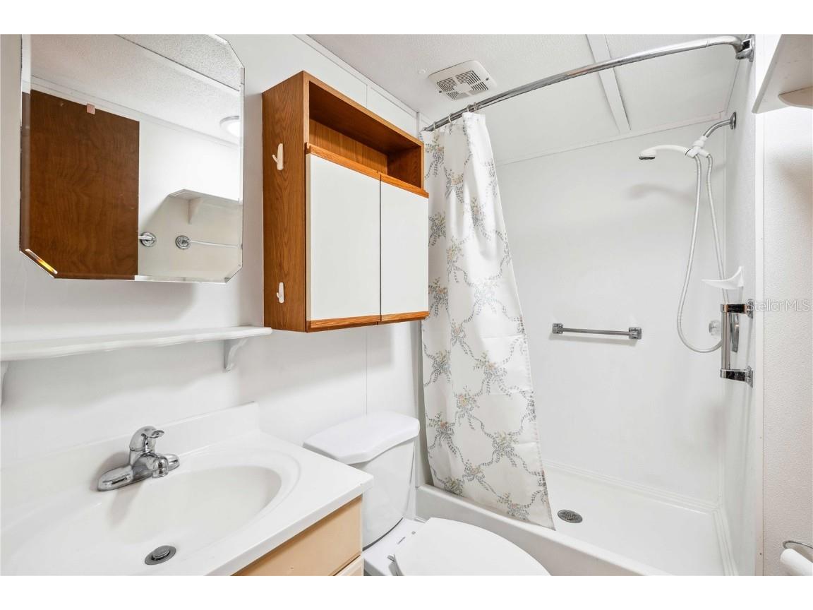 5015 Shirley Circle Zephyrhills FL 33542 TB8437315 image20