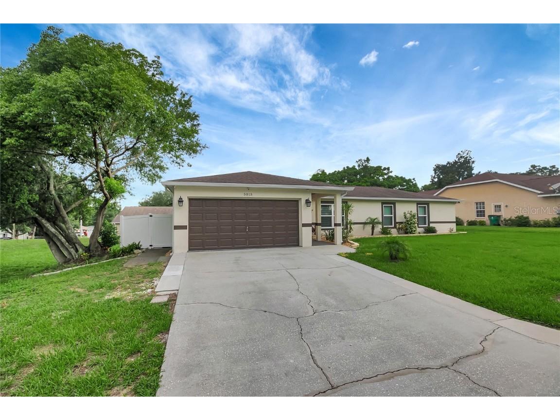 5015 Summer Hill Drive Zephyrhills FL 33542 TB8393653 image1