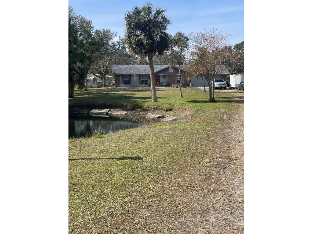 5016 37th Street E Bradenton FL 34203 A4636937 image1