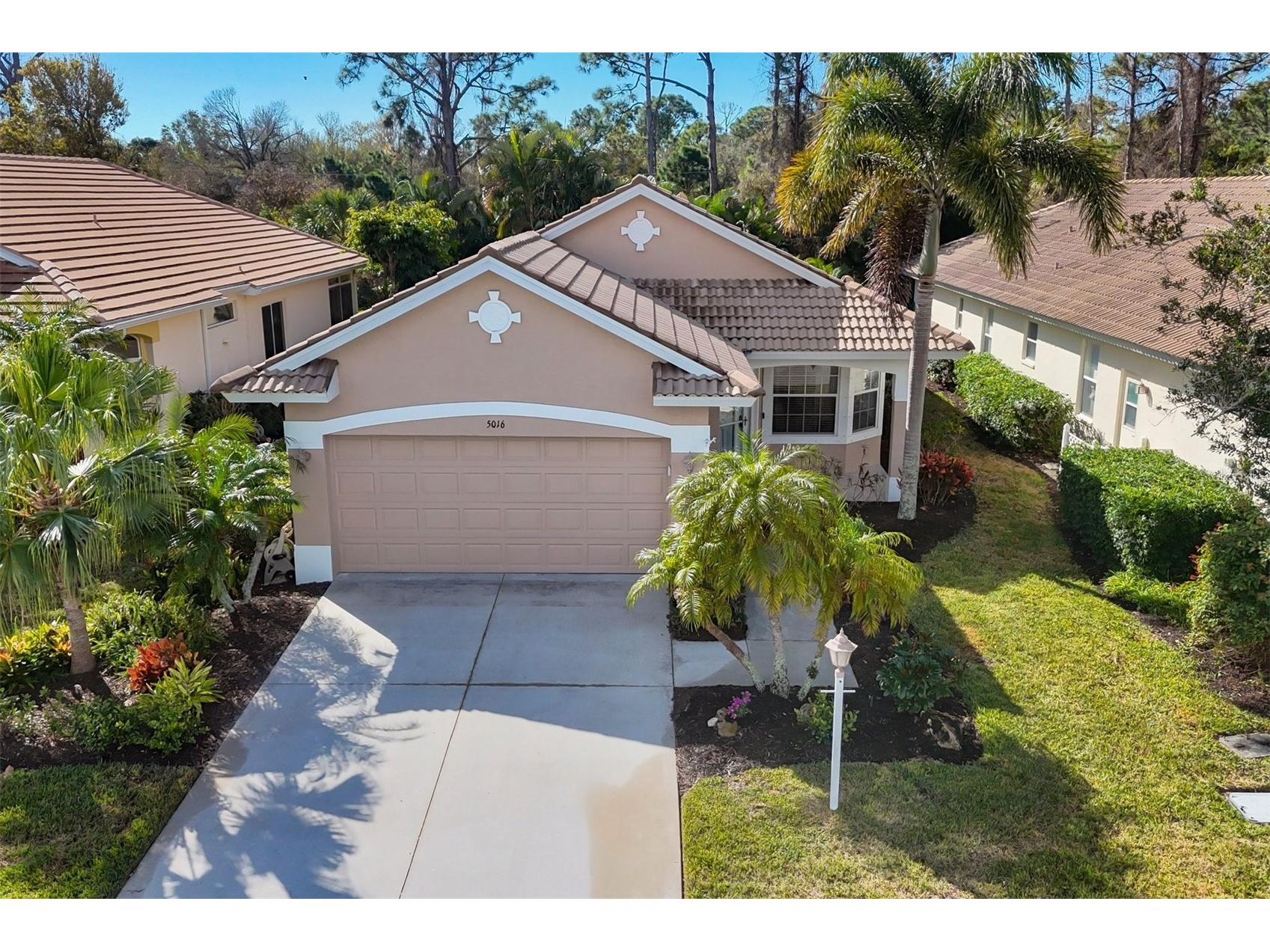 5016 E Seagrass Drive Venice FL 34293 D6146099 image1