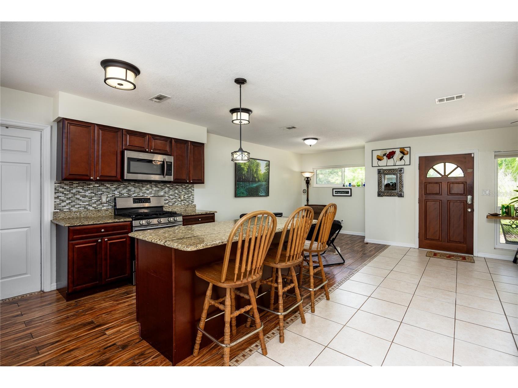 5016 NW 36th Street Gainesville FL 32605 GC539367 image17