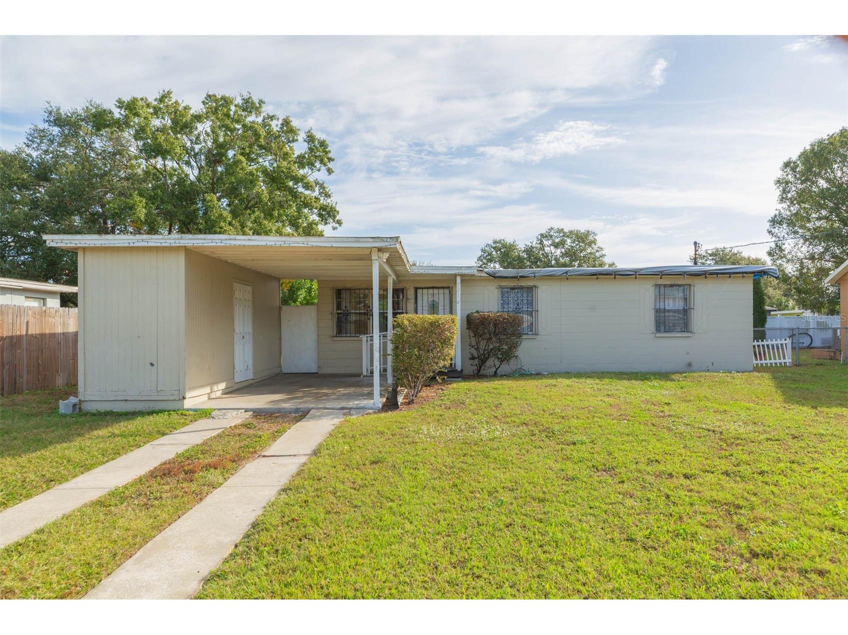 5016 S 86th Street Tampa FL 33619 TB8459353 image1