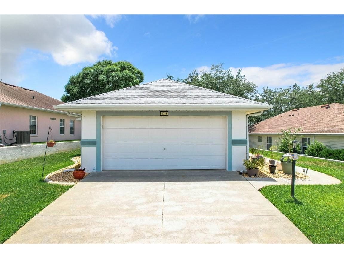 5016 Saint Andrews Arcade Leesburg FL 34748 G5083717 image1