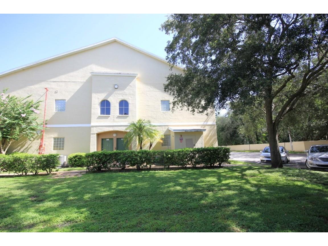 5016 Sunridge Palms Drive Tampa FL 33617 T3495223 image1
