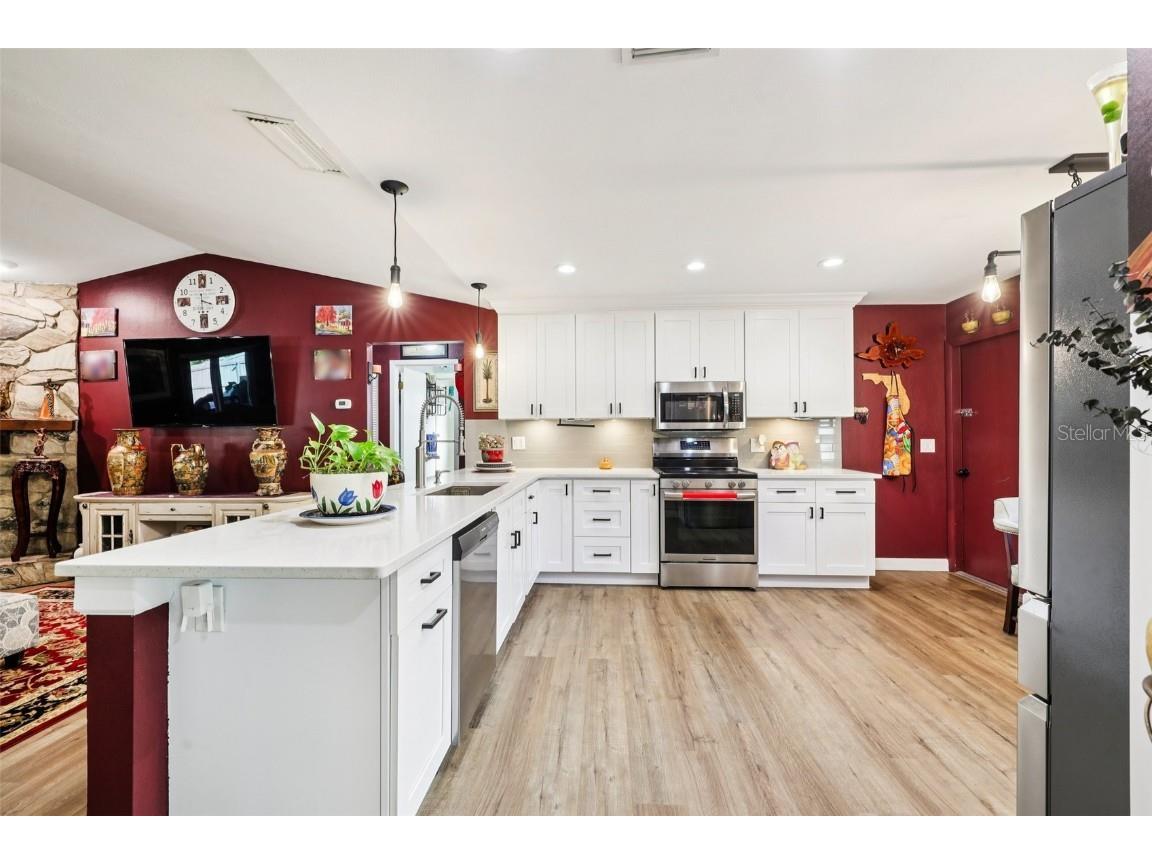 5016 Swallow Drive Land O Lakes FL 34639 TB8446502 image16