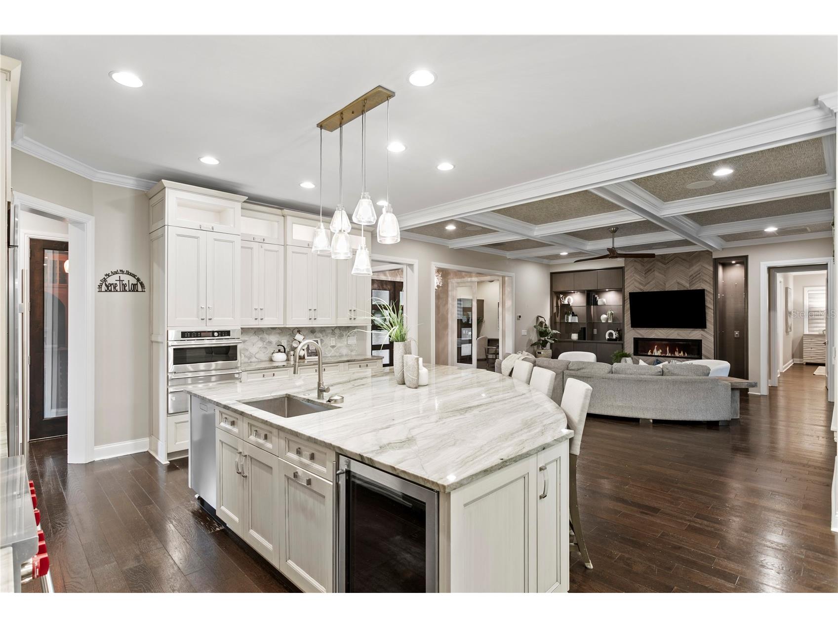 5016 W Evelyn Drive Tampa FL 33609 TB8530834 image13