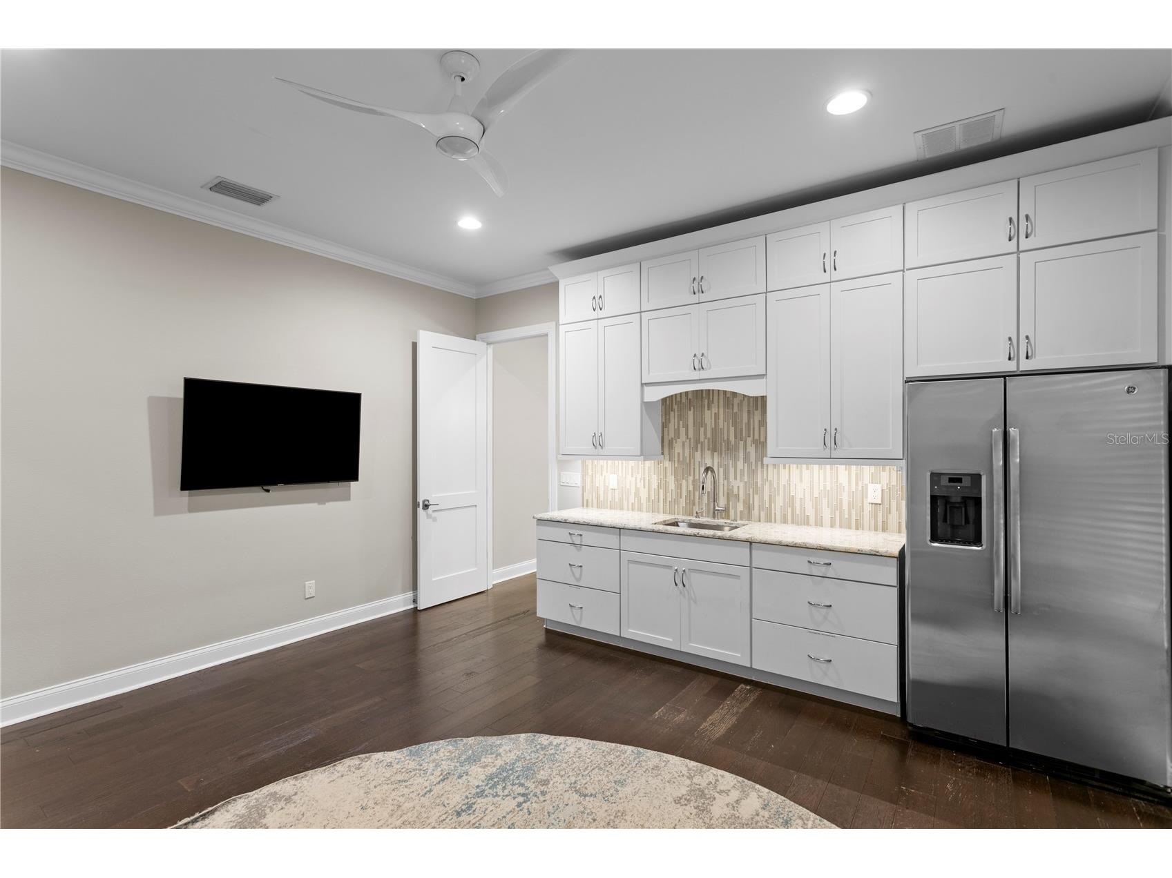 5016 W Evelyn Drive Tampa FL 33609 TB8530834 image44