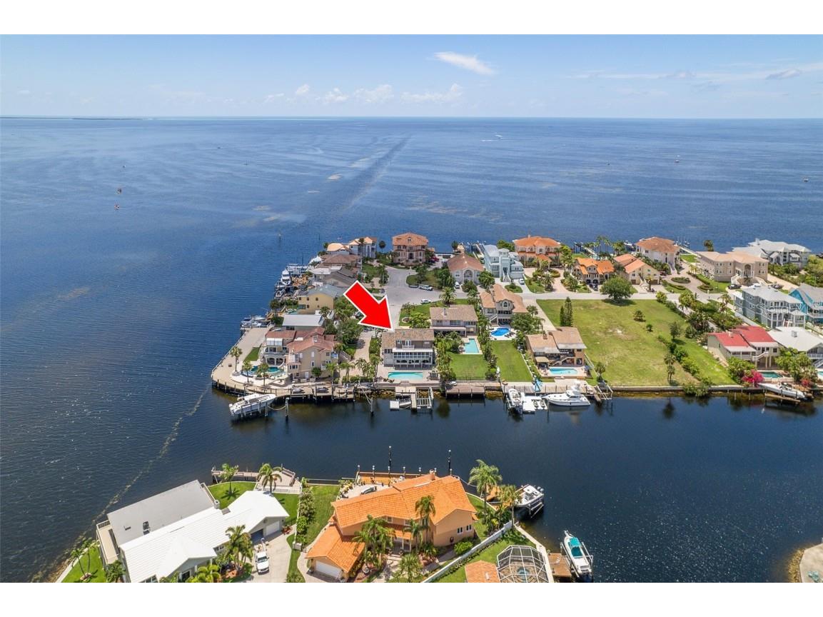 5016 Westshore Drive New Port Richey FL 34652 W7856411 image1