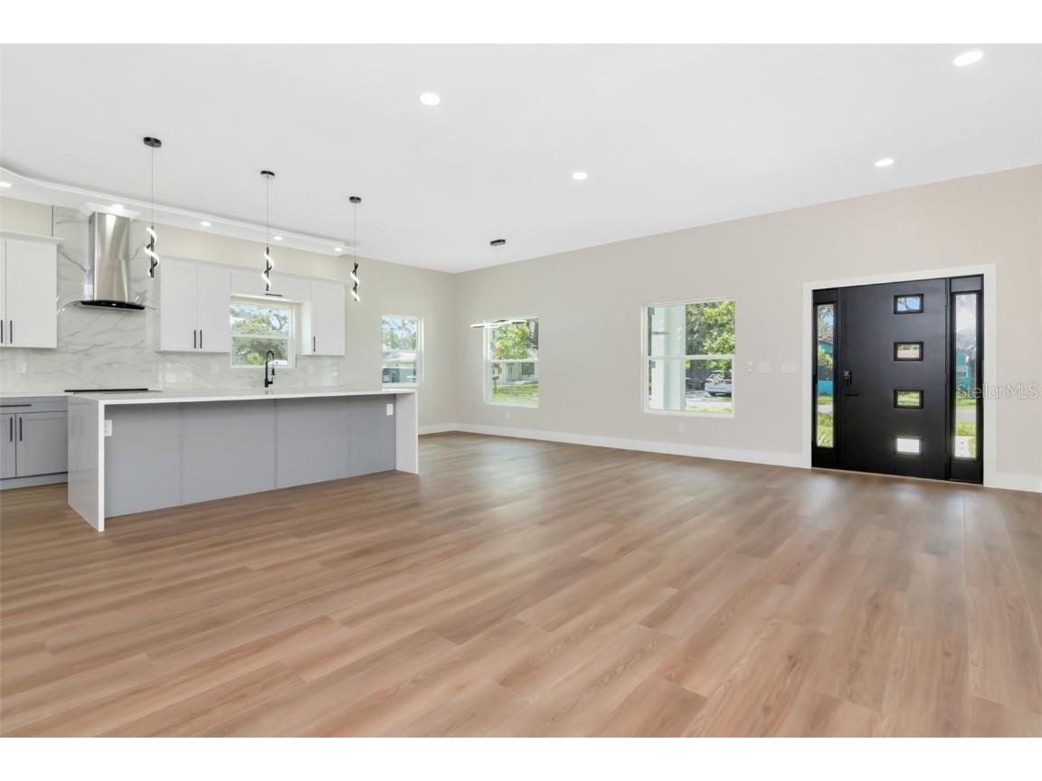 5017 9th Avenue S Gulfport FL 33707 TB8414989 image12