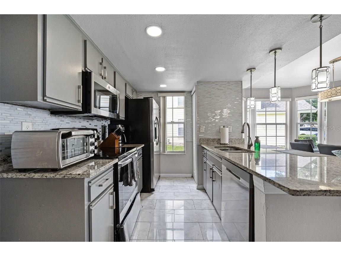 5017 Laguna Bay Circle #95 Kissimmee FL 34746 S5134475 image11
