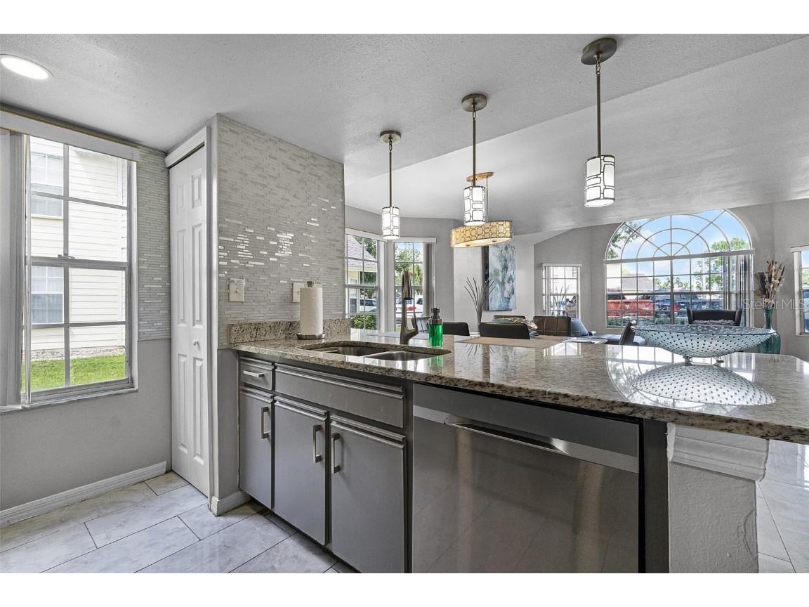 5017 Laguna Bay Circle #95 Kissimmee FL 34746 S5134475 image12