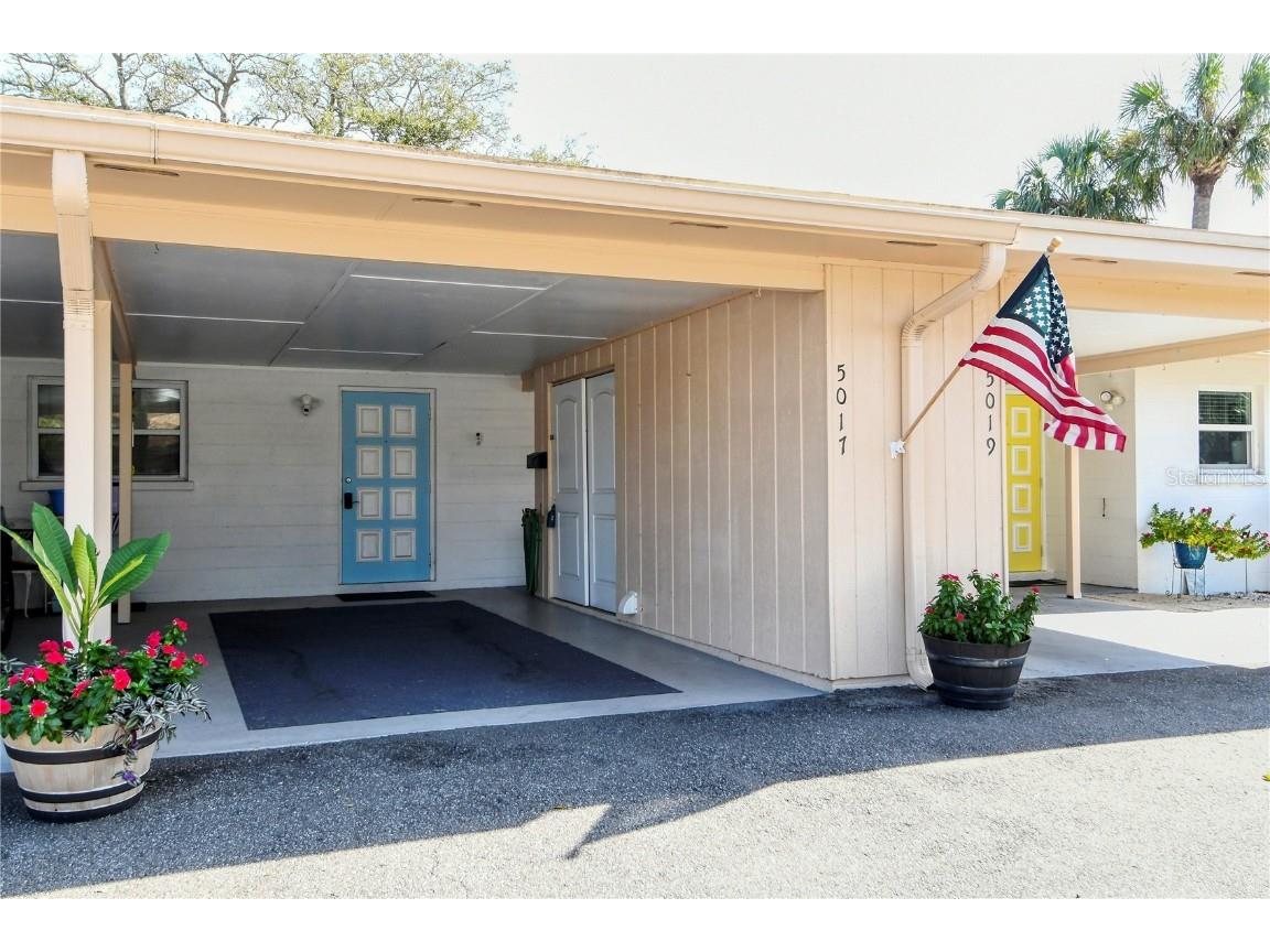 5017 Live Oak Circle Bradenton FL 34207 A4588384 image1