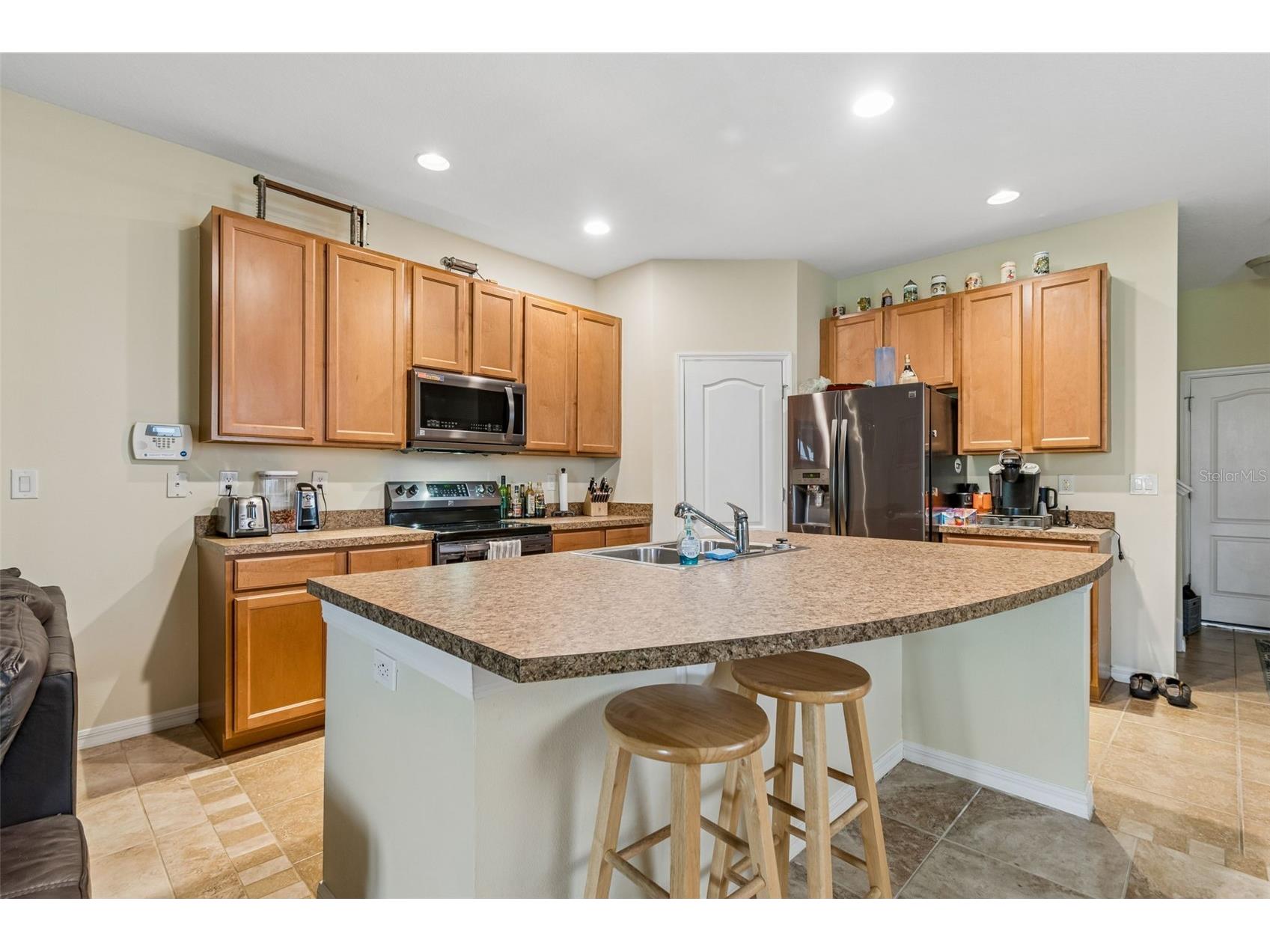 5017 White Sanderling Court Tampa FL 33619 TB8514465 image15