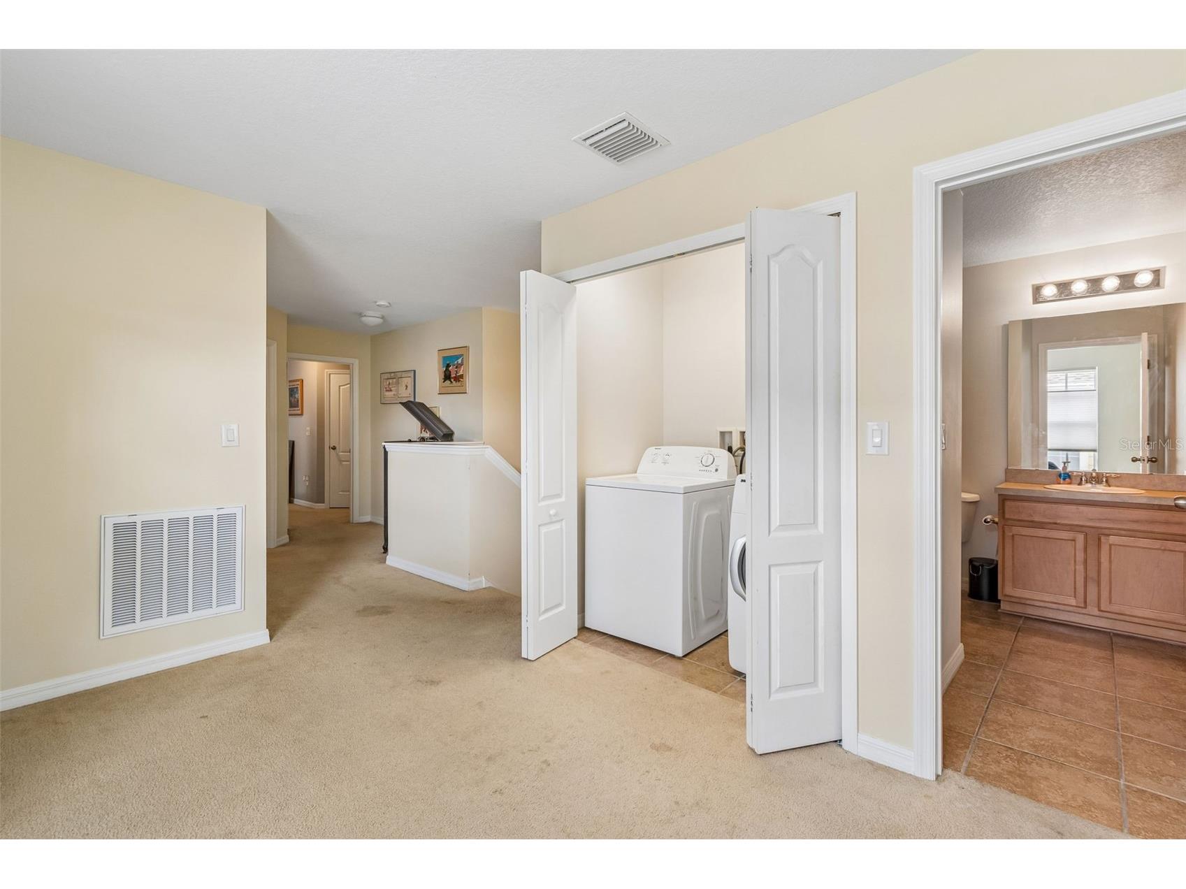 5017 White Sanderling Court Tampa FL 33619 TB8514465 image32