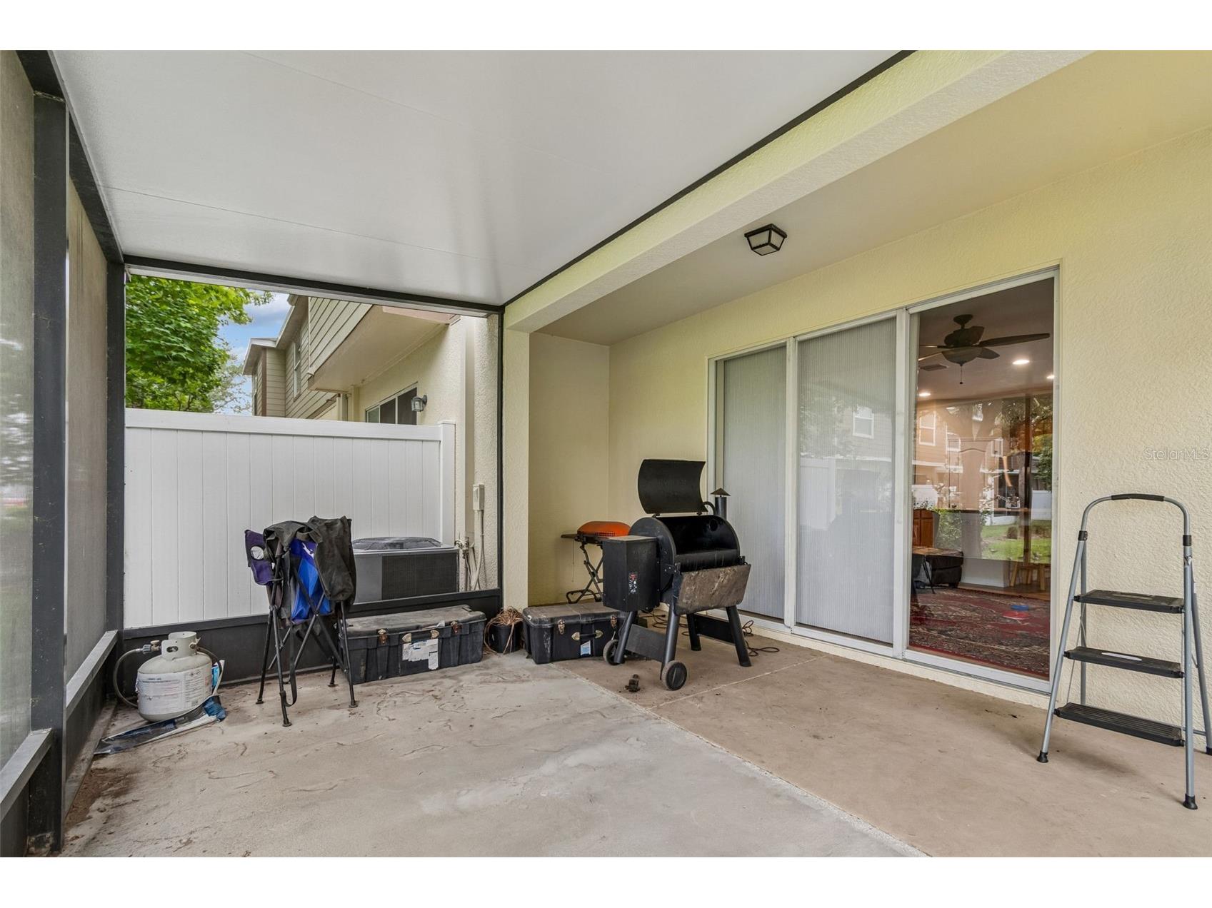 5017 White Sanderling Court Tampa FL 33619 TB8514465 image41