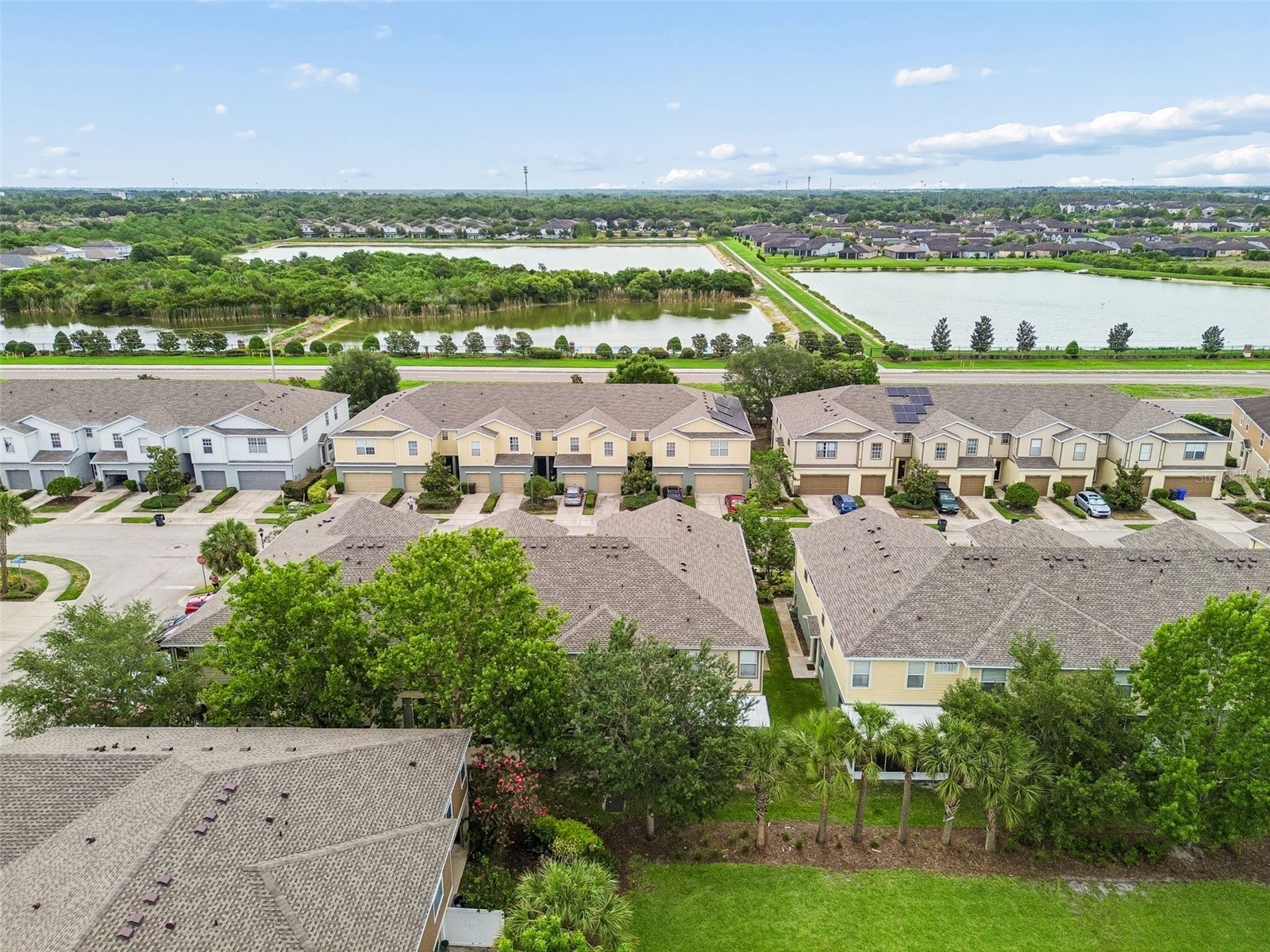 5017 White Sanderling Court Tampa FL 33619 TB8514465 image60