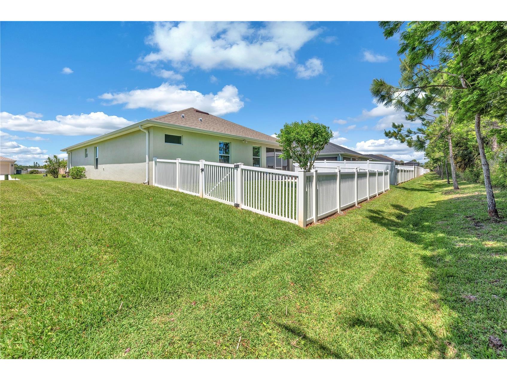 5018 33rd Avenue E Palmetto FL 34221 TB8500453 image24