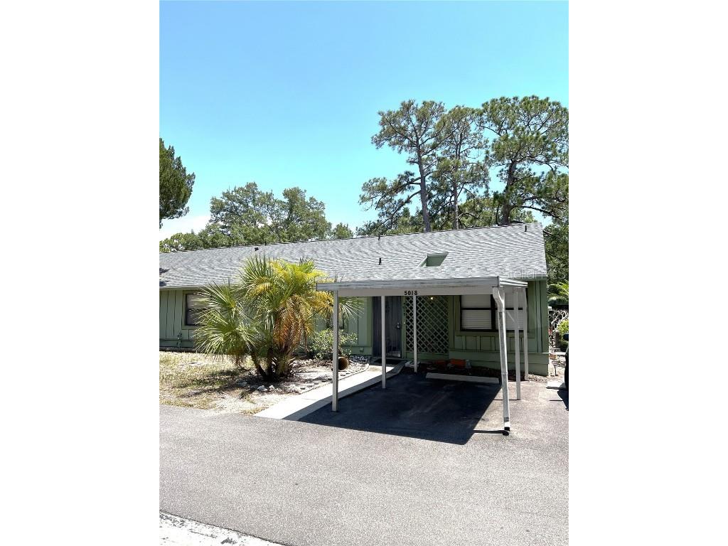 5018 Barrington Circle #2202 Sarasota FL 34234 A4612681 image1