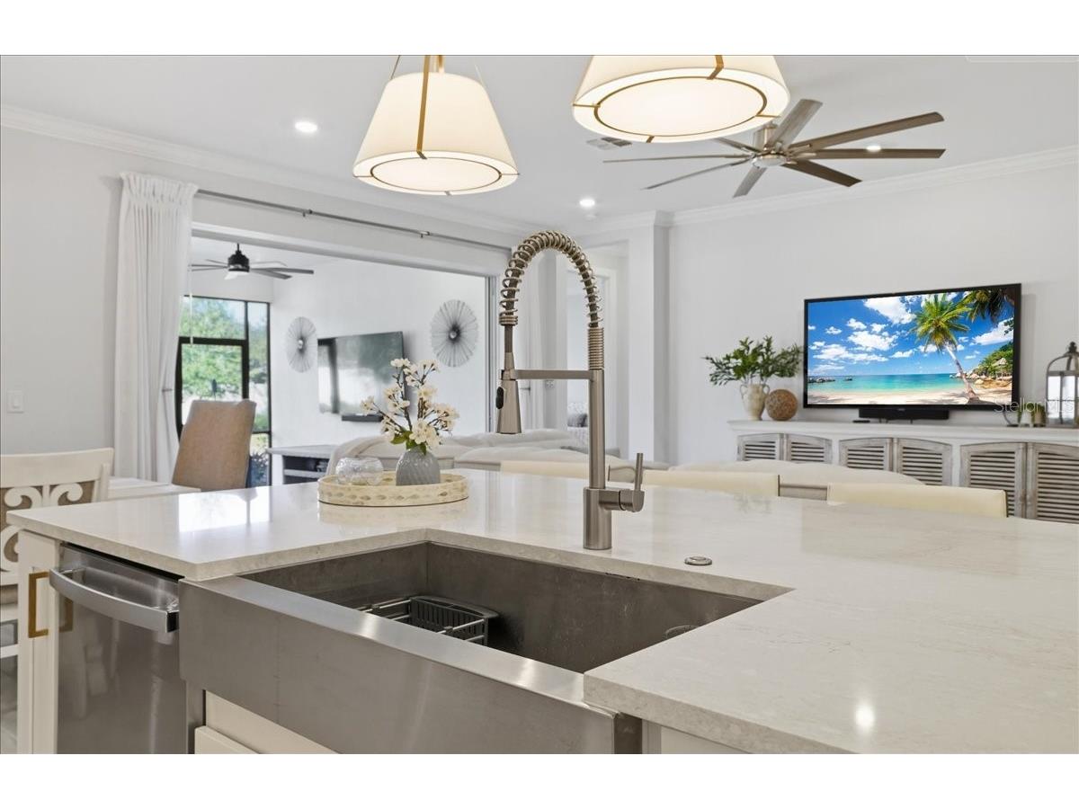 5018 Caserta Court Palmetto FL 34221 A4678702 image12