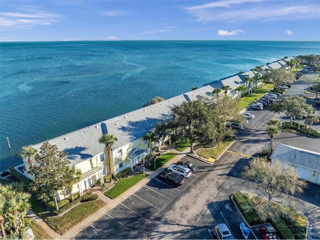 5018 Coquina Key Drive SE Saint Petersburg FL 33705 U8229512 image1